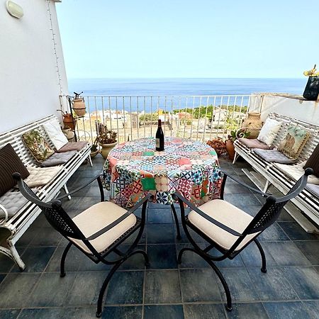 Terrazza D'Amuri Santa Caterina アチレアーレ エクステリア 写真