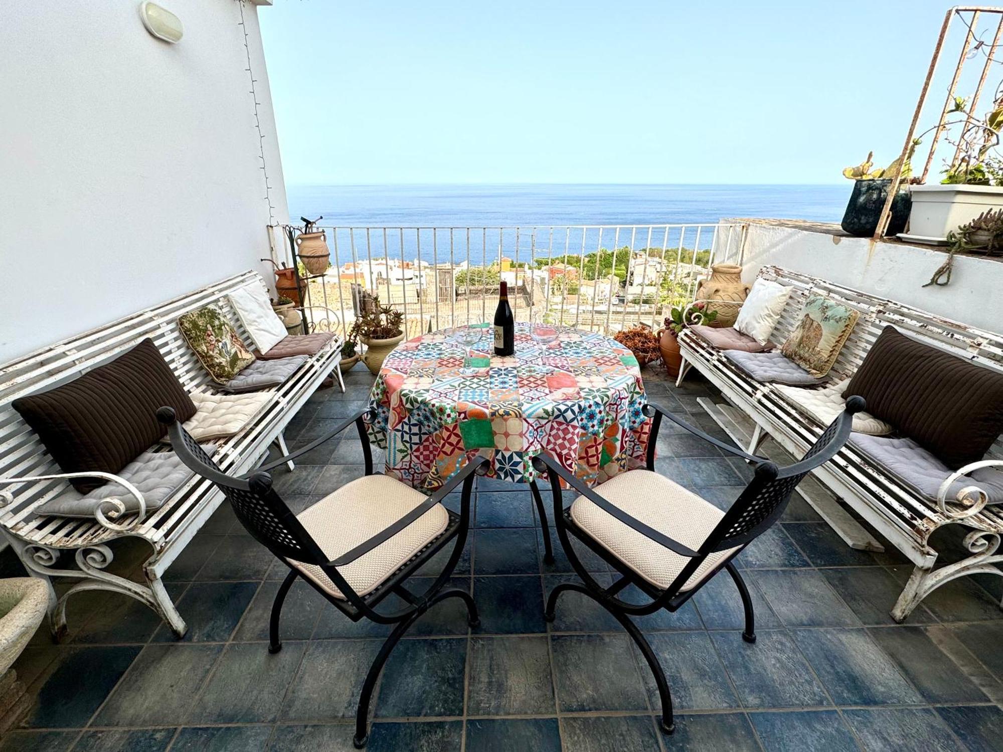 Terrazza D'Amuri Santa Caterina アチレアーレ エクステリア 写真